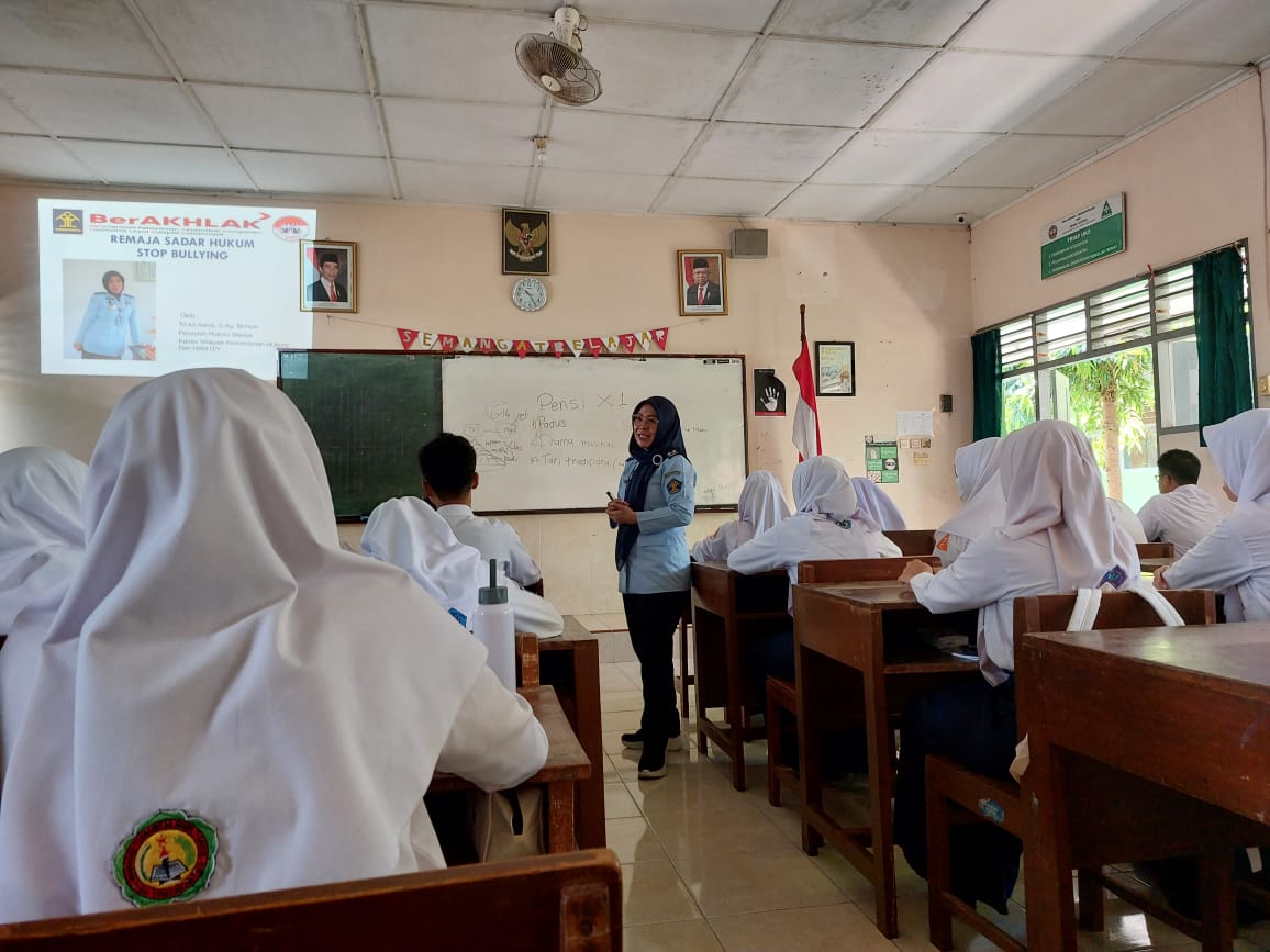 Penyuluhan Hukum Kelas X-1 SMA Negeri 1 Banguntapan