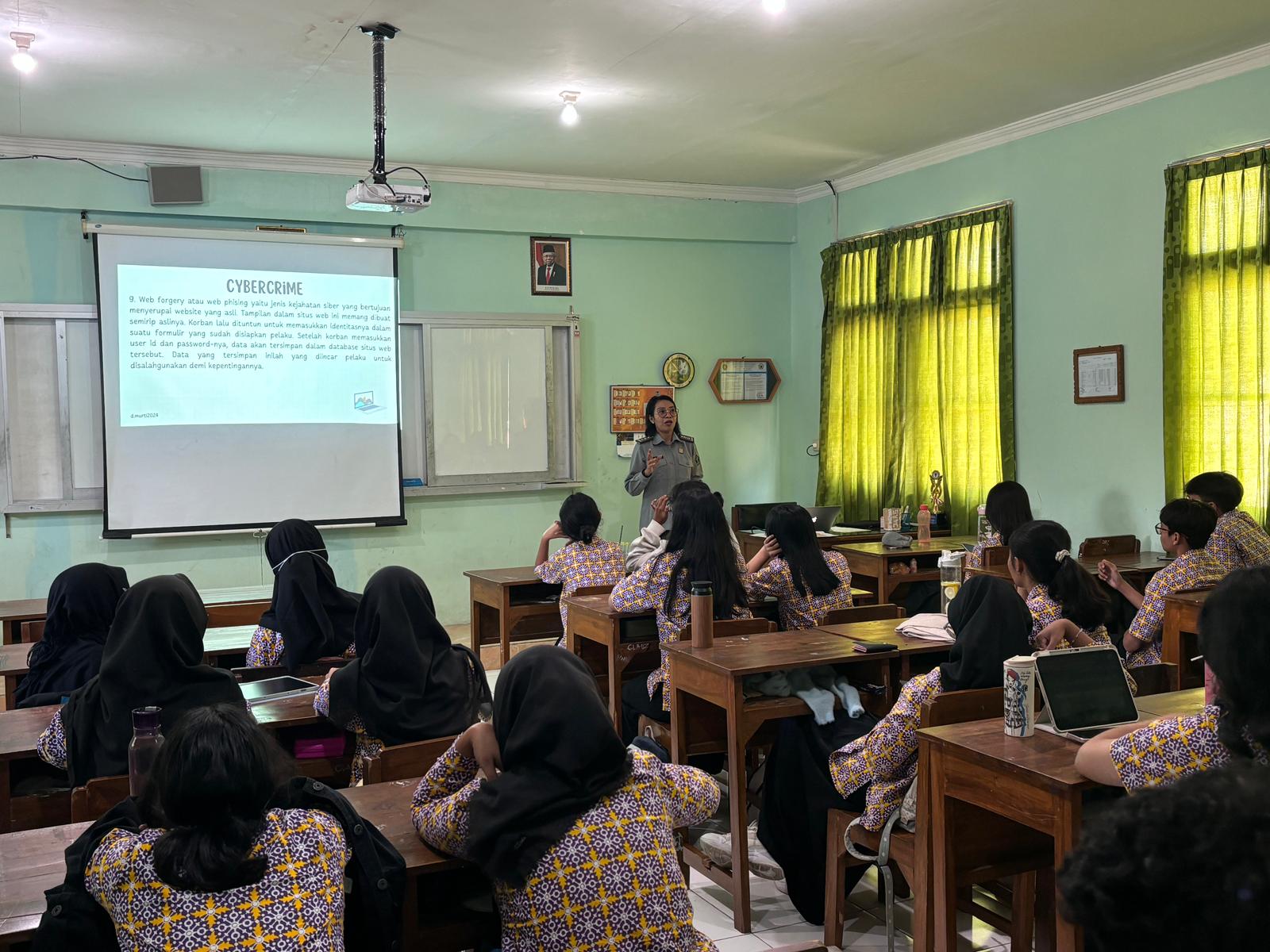 Penyuluhan Hukum di SMA N 9 Yogyakarta (Kelas XI)