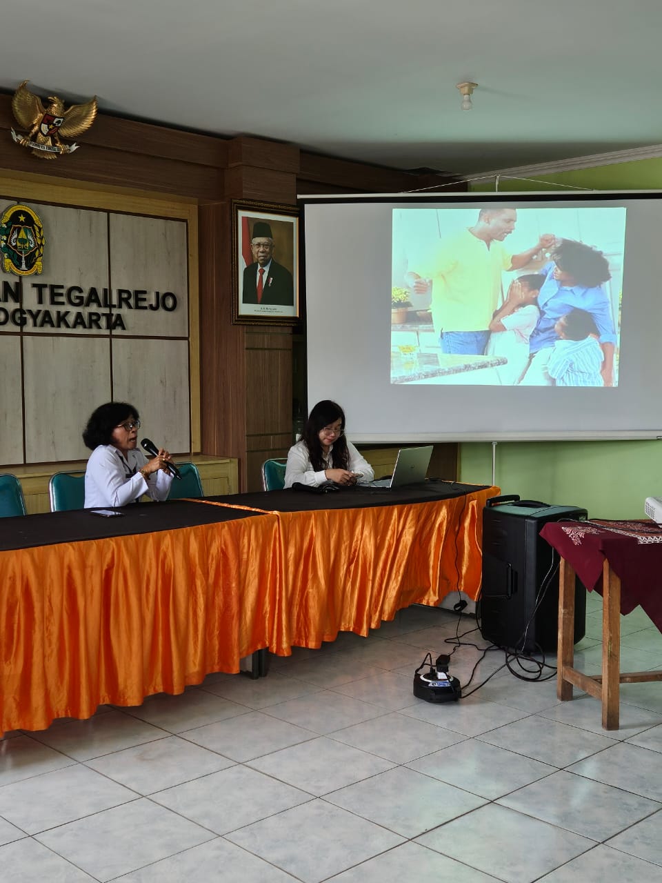 Penyuluhan hukum di Kelurahan Tegalrejo, Yogyakarta (Sesi II )