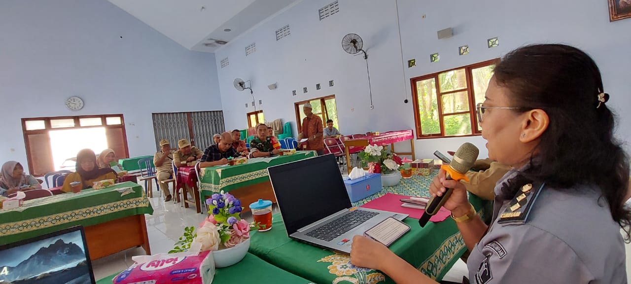 Penyuluhan Hukum dan Pembentukan Kadarkum