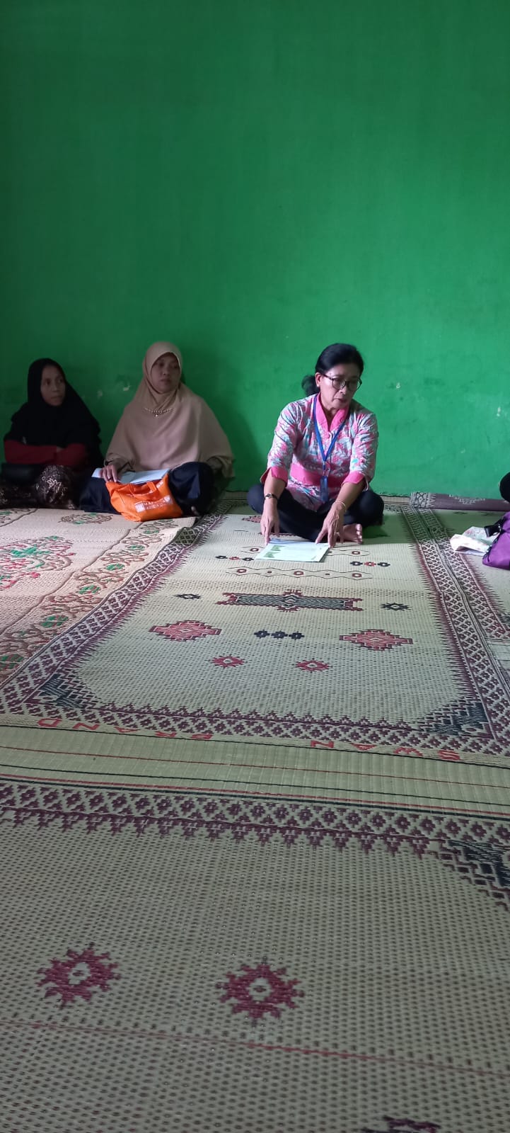 Penyuluhan hukum di Padukuhan Sribit, Sendangtirto, Berbah, Sleman.