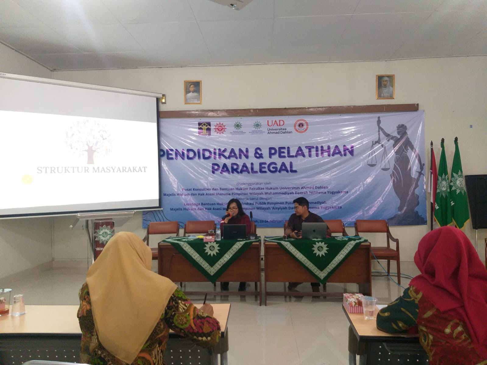 Penyuluhan Hukum Diklat Paralegal PKBH FH UAD