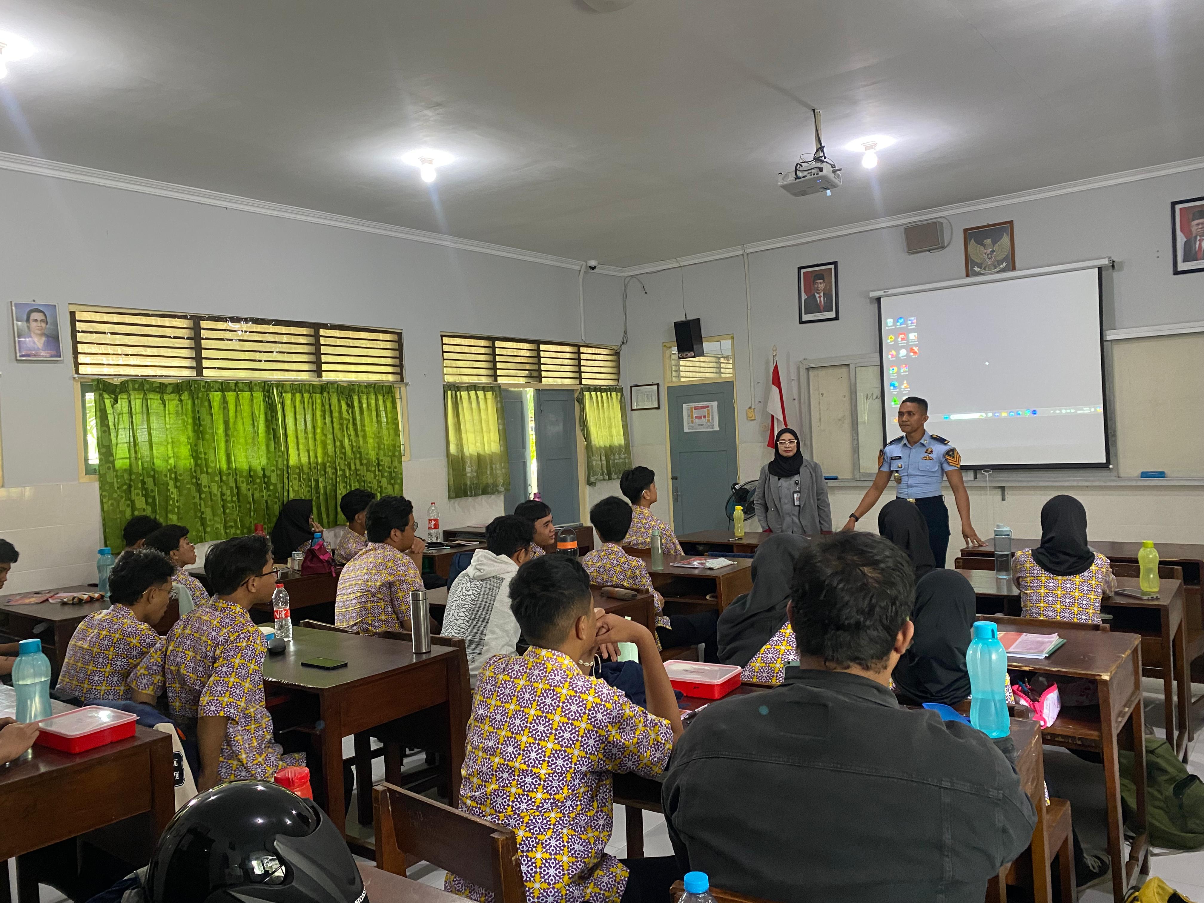 Penyuluhan Hukum dalam rangka MPLS